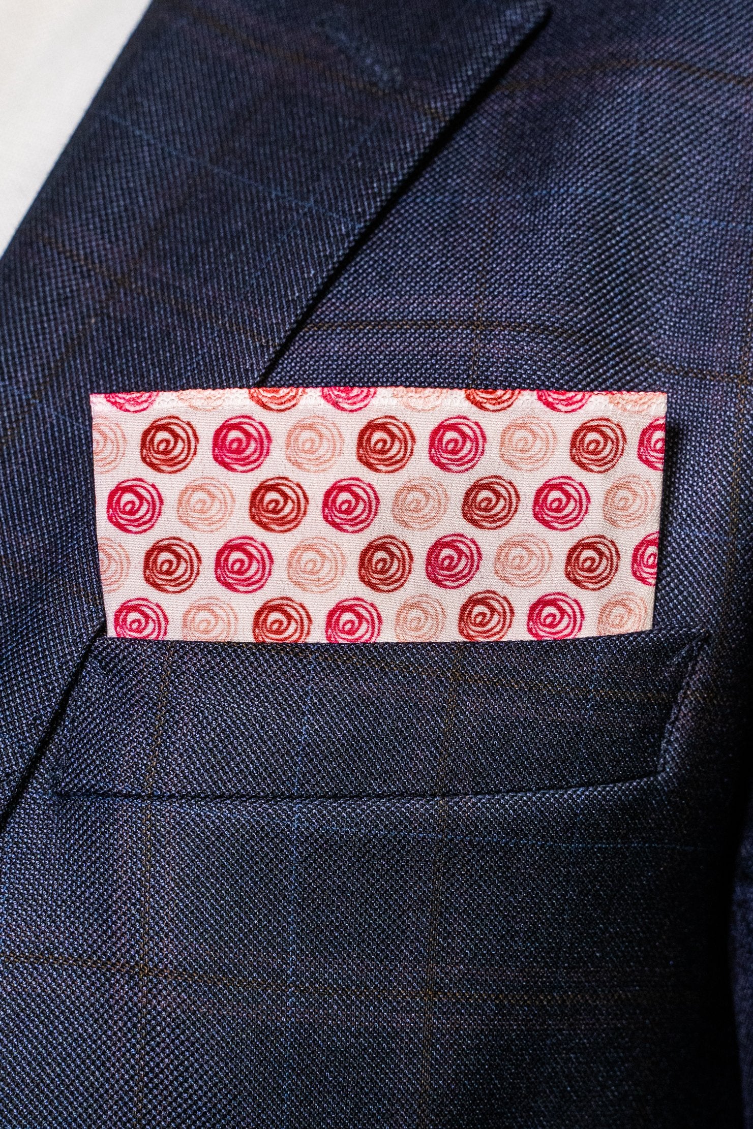 RARE CUT's Stoplight Roses Pocket Square Worn in a Blazer